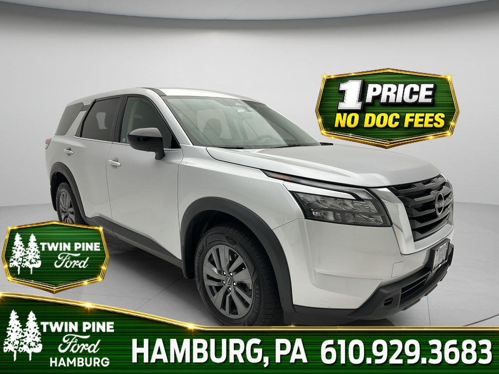 2024 Nissan Pathfinder S
