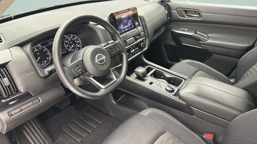 2024 Nissan Pathfinder S