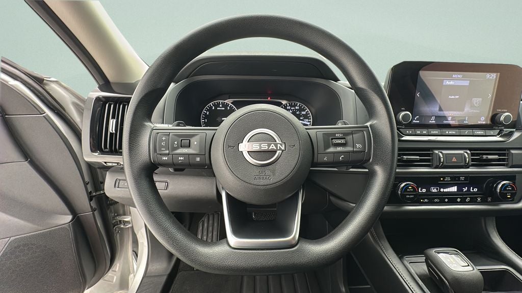2024 Nissan Pathfinder S