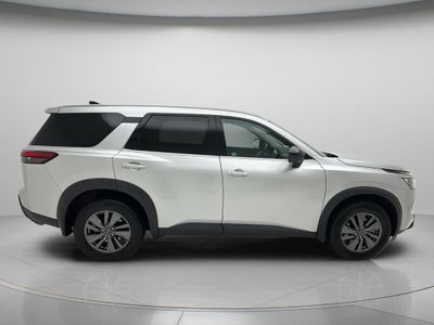 2024 Nissan Pathfinder S