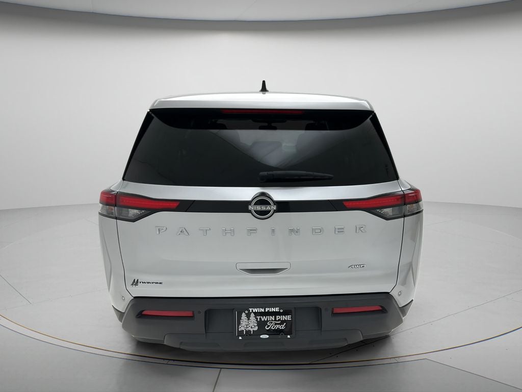 2024 Nissan Pathfinder S
