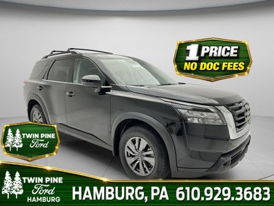 2024 Nissan Pathfinder SV