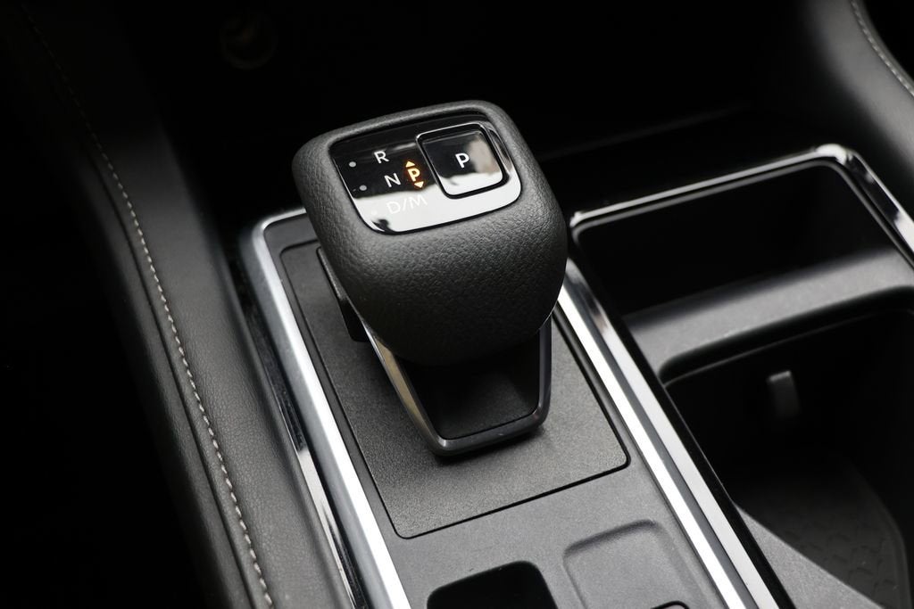 2023 Nissan Pathfinder SV