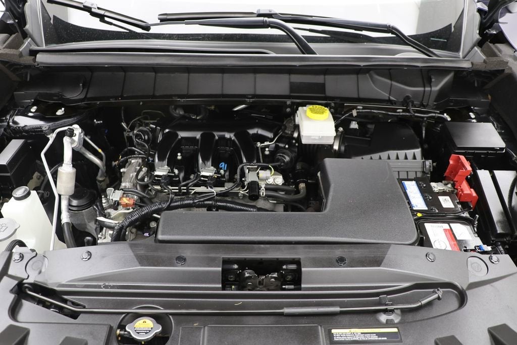 2023 Nissan Pathfinder SV
