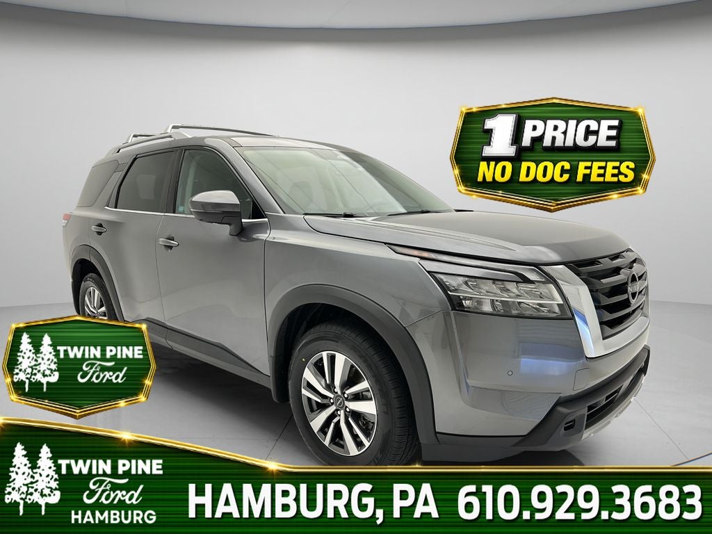 2024 Nissan Pathfinder SL