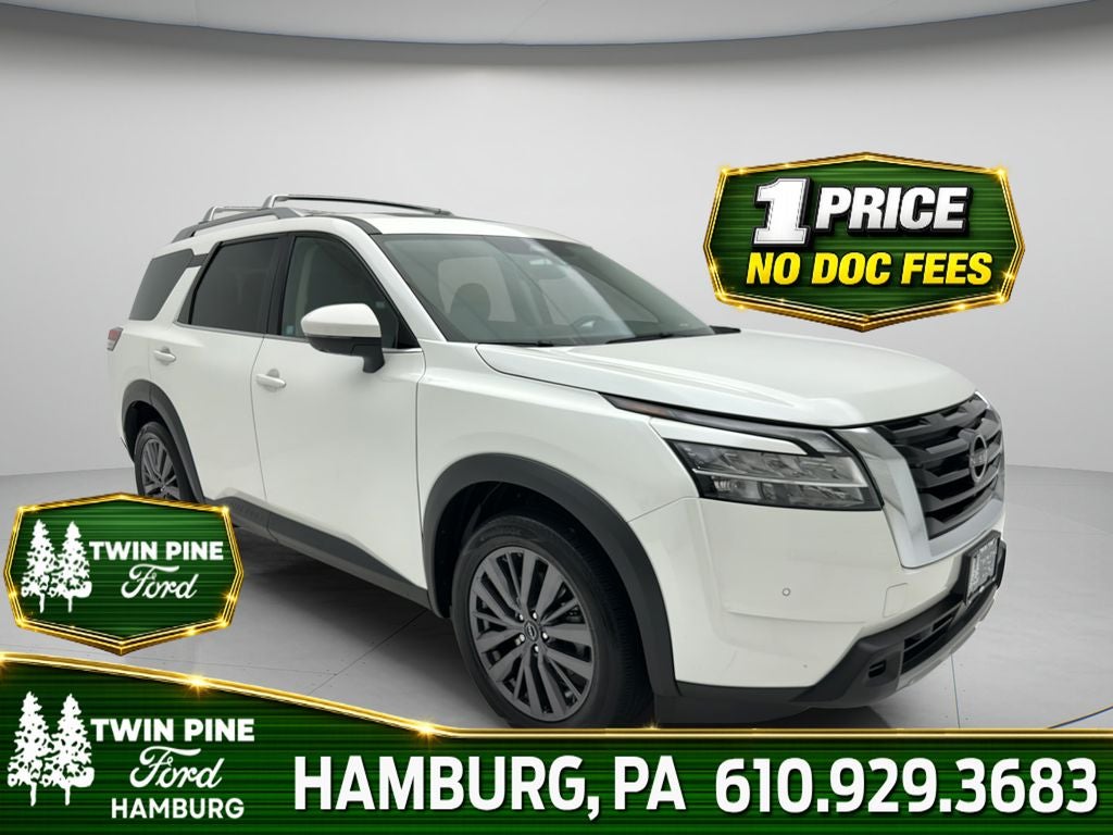 2023 Nissan Pathfinder SL