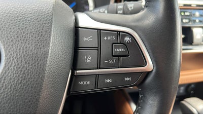 2022 Toyota Highlander Hybrid Platinum