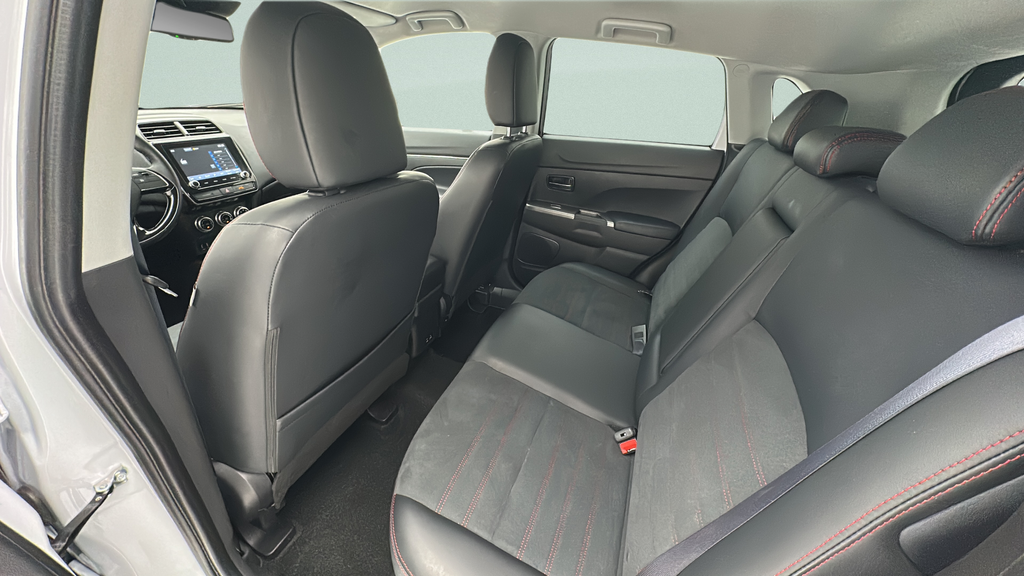 2025 Mitsubishi Outlander Sport 2.0 SE