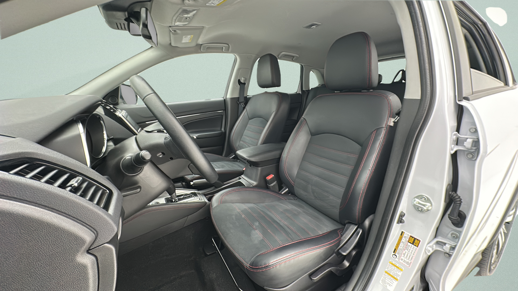 2025 Mitsubishi Outlander Sport 2.0 SE