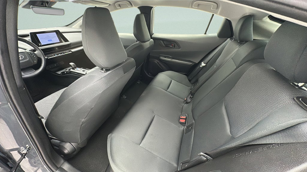 2025 Toyota Prius LE