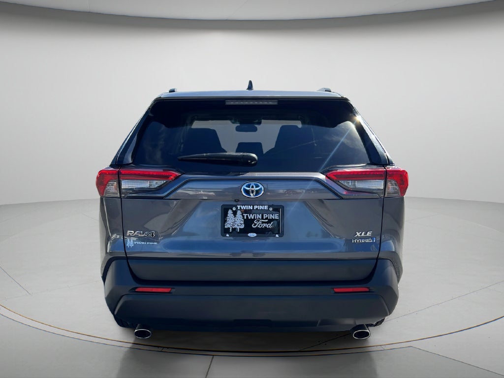 2020 Toyota RAV4 Hybrid XLE