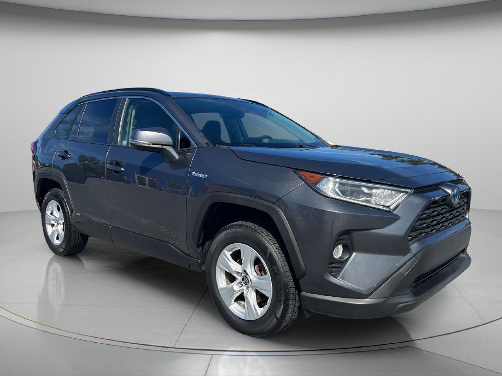2020 Toyota RAV4 Hybrid XLE