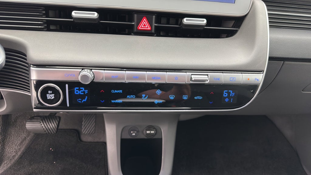 2024 Hyundai IONIQ 5 SE