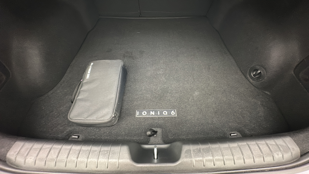 2024 Hyundai IONIQ 6 SEL
