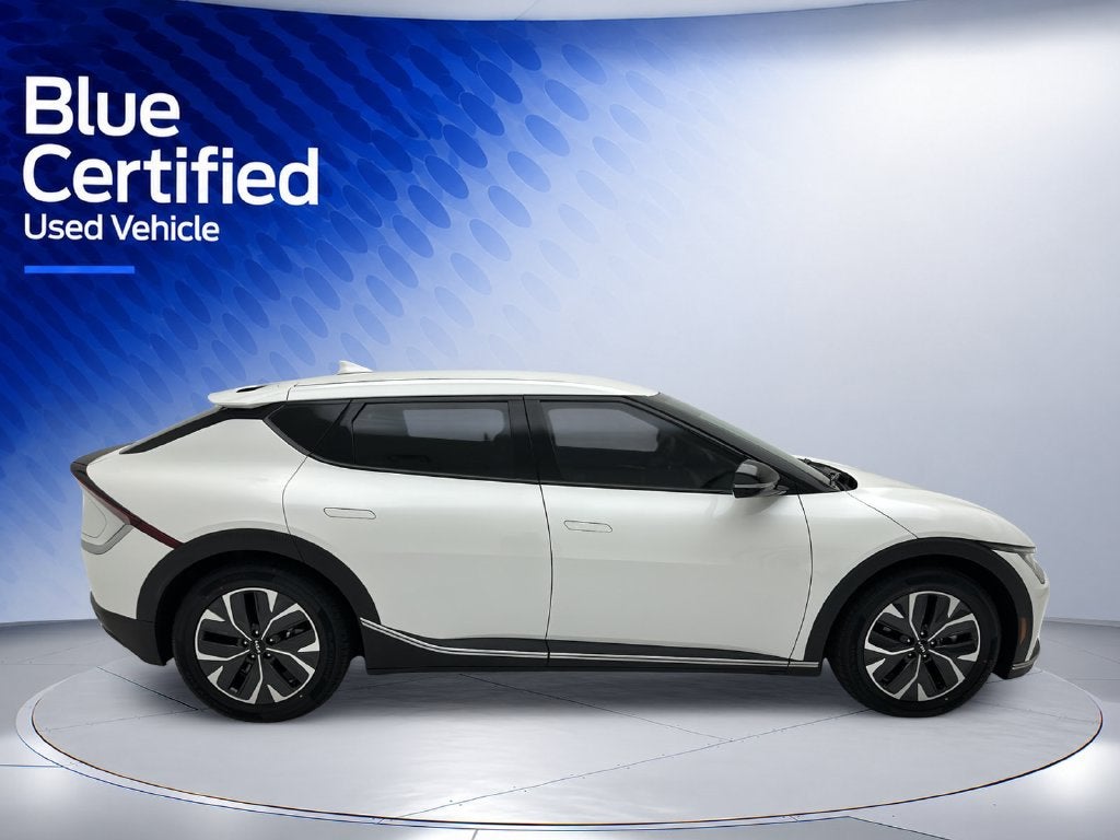2024 Kia EV6 Light