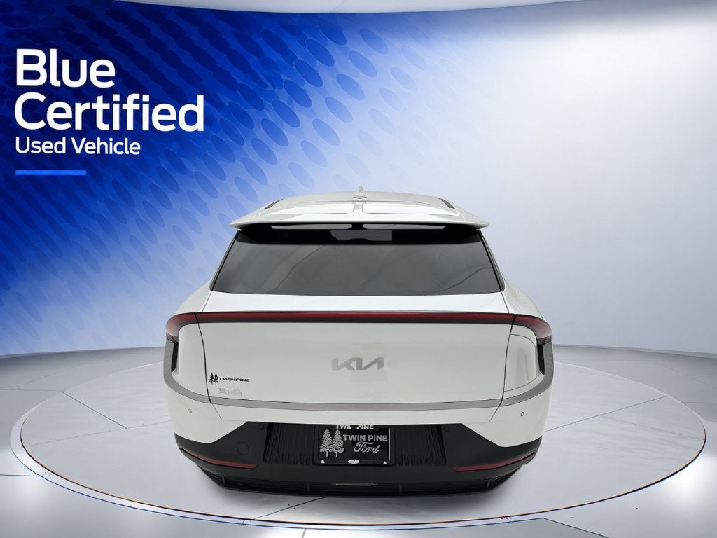 2024 Kia EV6 Light