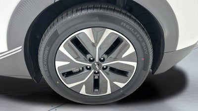 2024 Kia EV6 Light