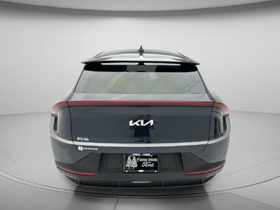 2024 Kia EV6 Light