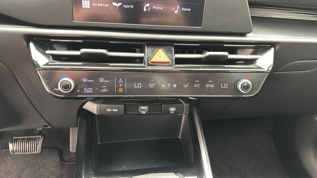 2025 Kia Niro LX