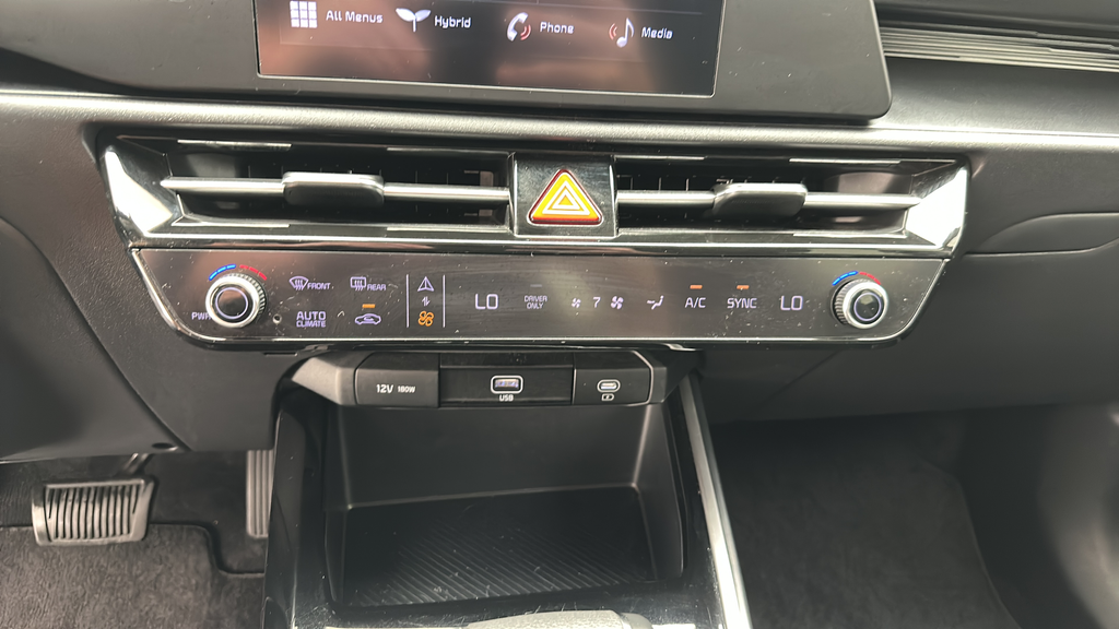 2025 Kia Niro LX