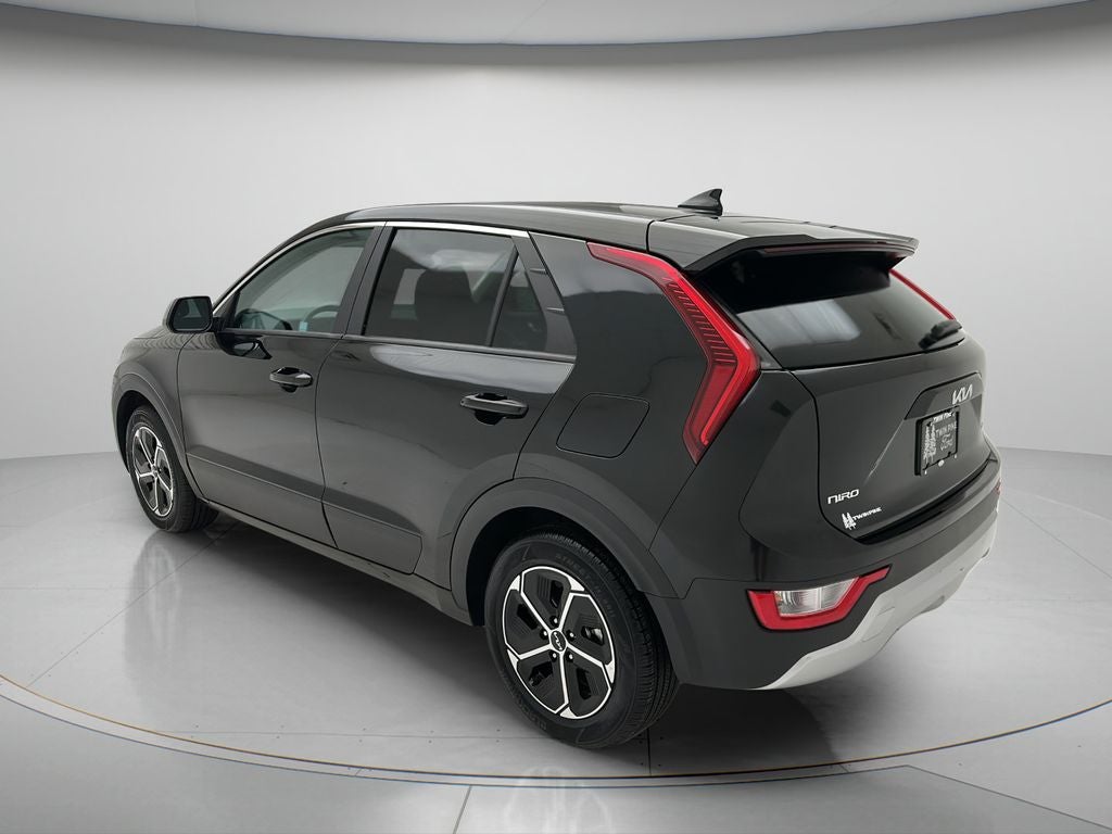 2025 Kia Niro LX