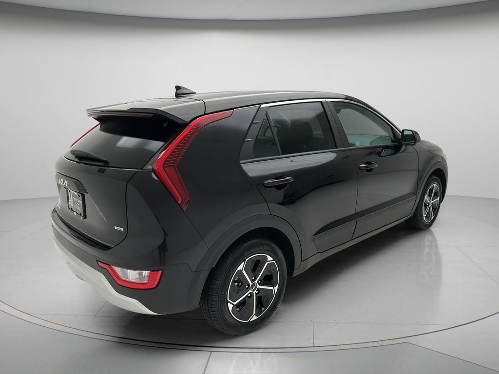 2025 Kia Niro LX