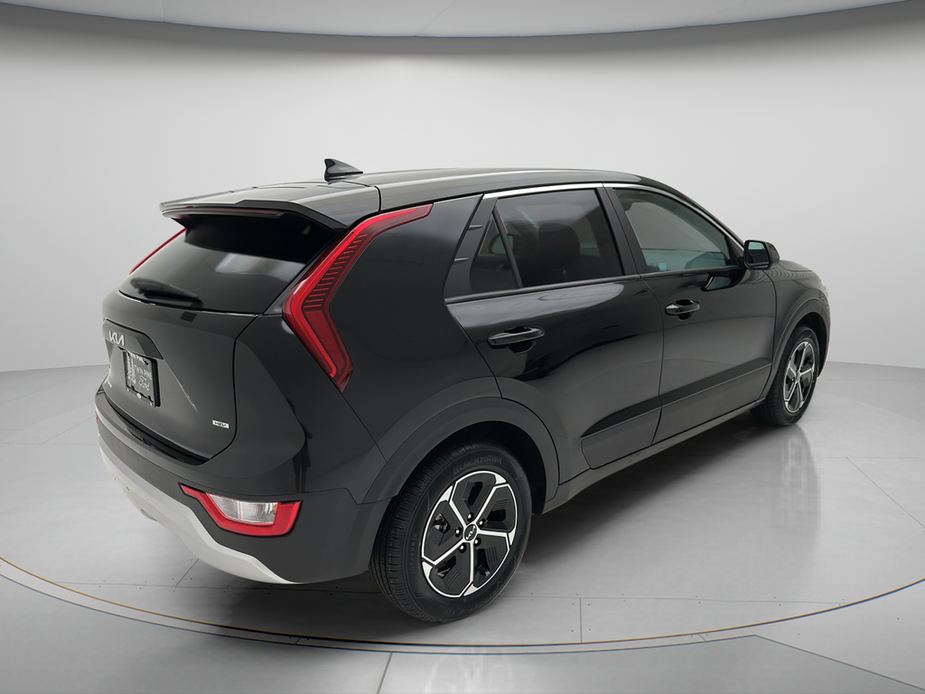 2025 Kia Niro LX