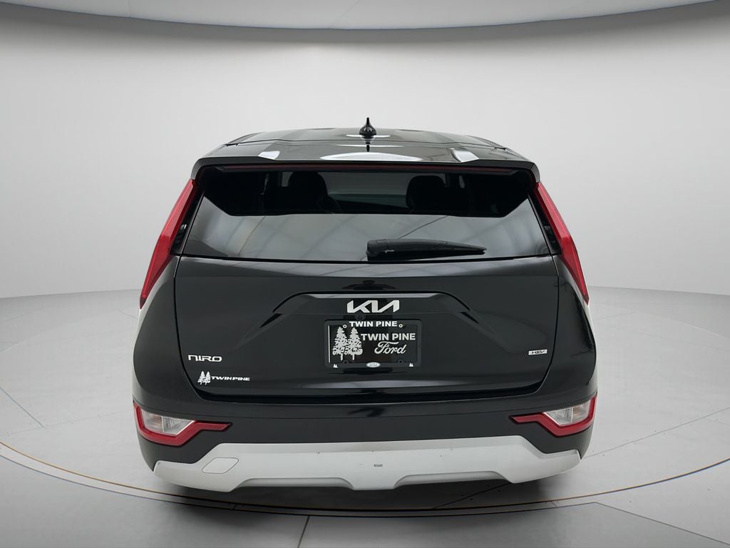 2025 Kia Niro LX