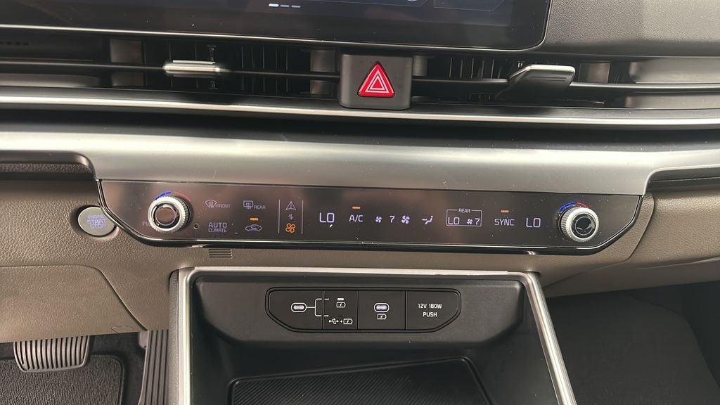 2025 Kia Carnival LXS