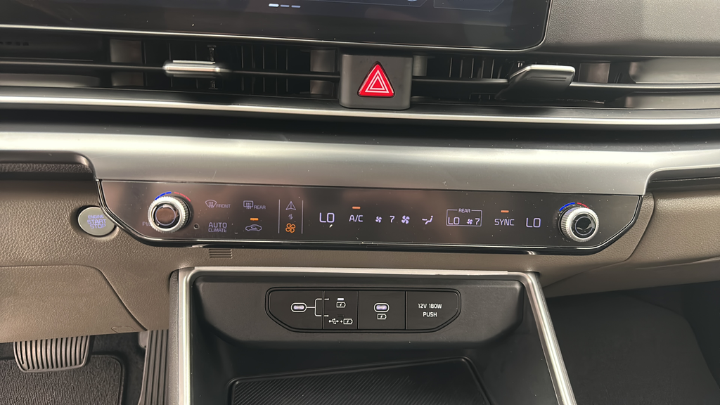 2025 Kia Carnival LXS