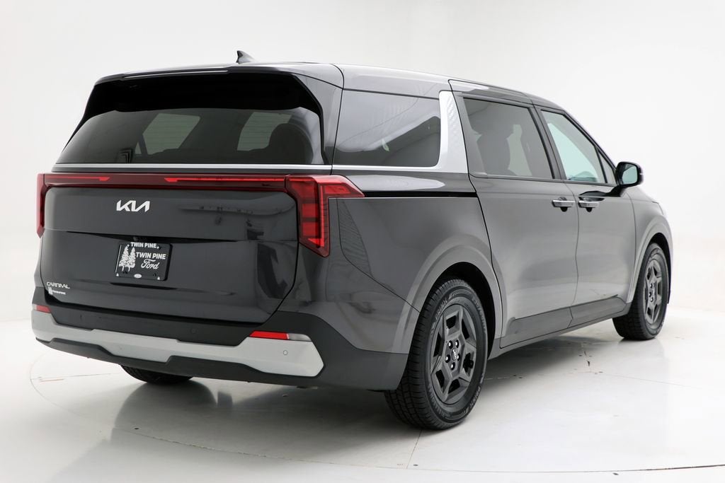 2025 Kia Carnival LXS
