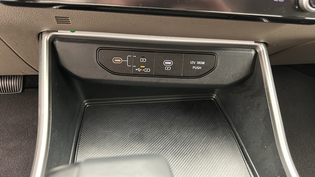 2025 Kia Carnival LXS