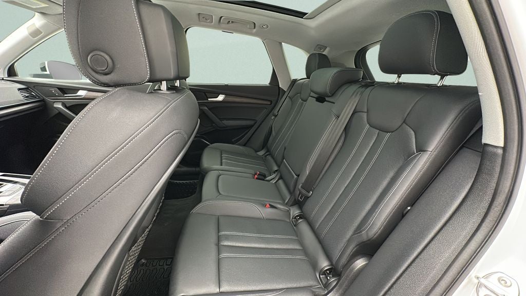 2024 Audi Q5 45 S line Premium quattro
