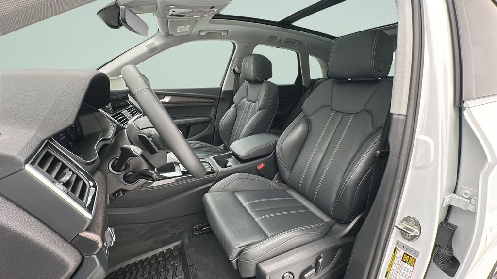 2024 Audi Q5 45 S line Premium quattro