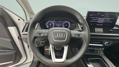 2024 Audi Q5 45 S line Premium quattro