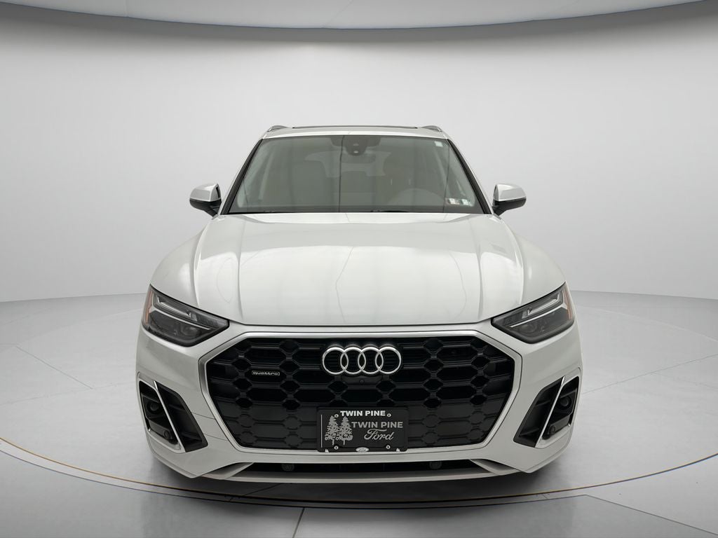 2024 Audi Q5 45 S line Premium quattro