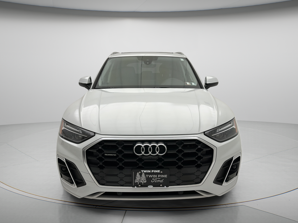 2024 Audi Q5 45 S line Premium quattro