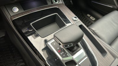 2024 Audi Q5 45 S line Premium quattro