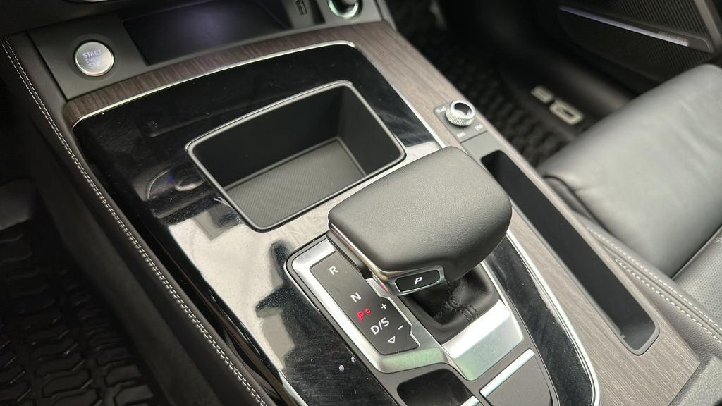 2024 Audi Q5 45 S line Premium quattro