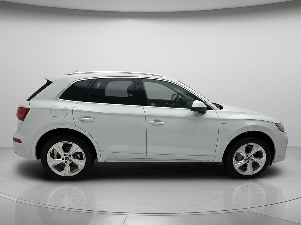 2024 Audi Q5 45 S line Premium quattro