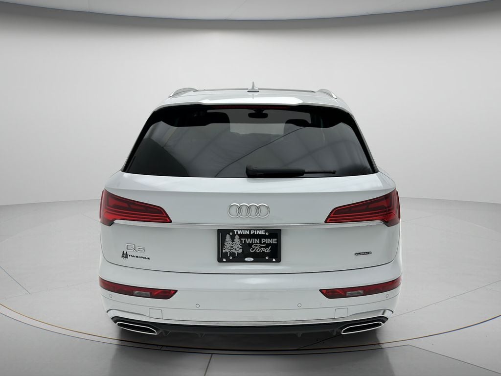 2024 Audi Q5 45 S line Premium quattro