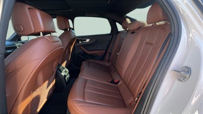 2023 Audi A4 45 S line Premium Plus quattro