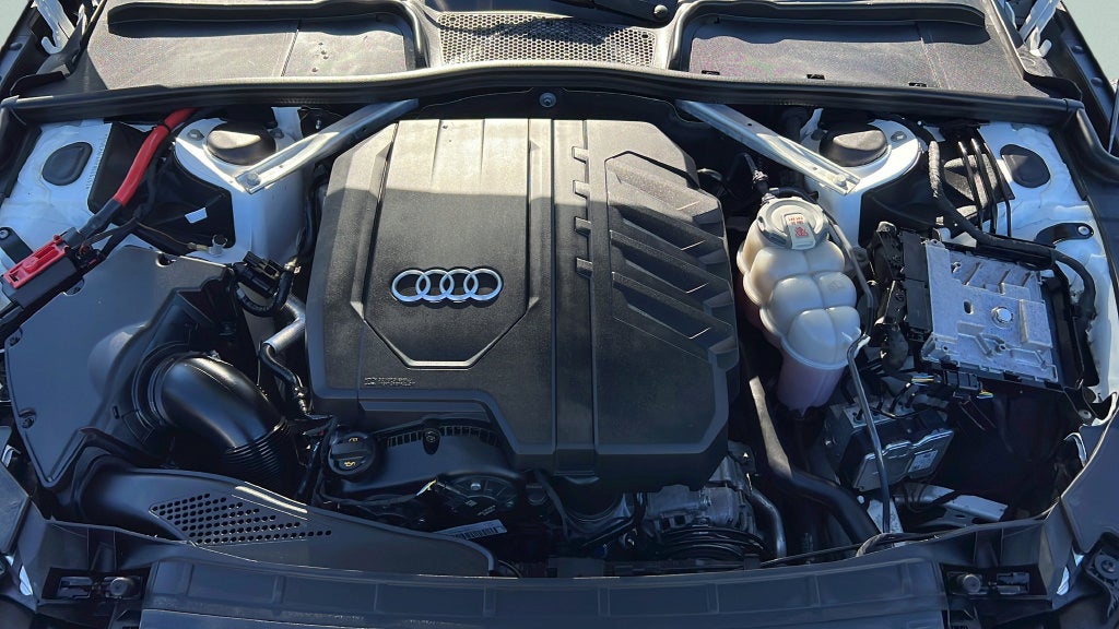 2023 Audi A4 45 S line Premium Plus quattro