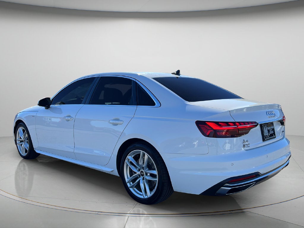 2023 Audi A4 45 S line Premium Plus quattro