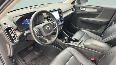 2024 Volvo XC40 B5 Core