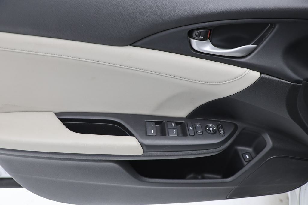 2022 Honda Insight Touring