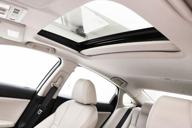 2022 Honda Insight Touring