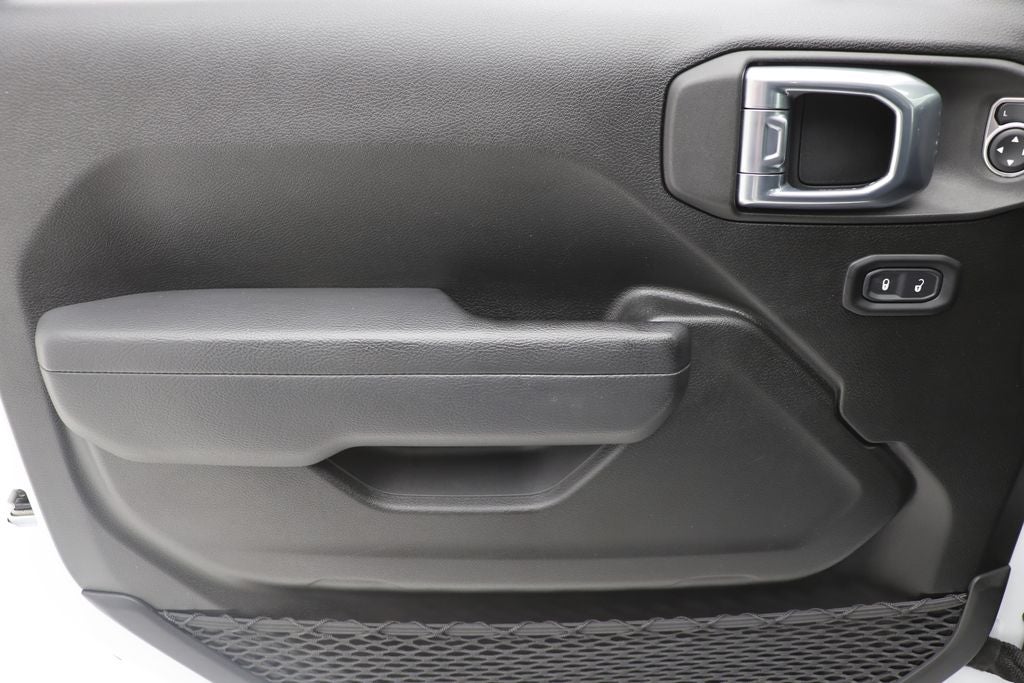 2022 Jeep Wrangler Willys