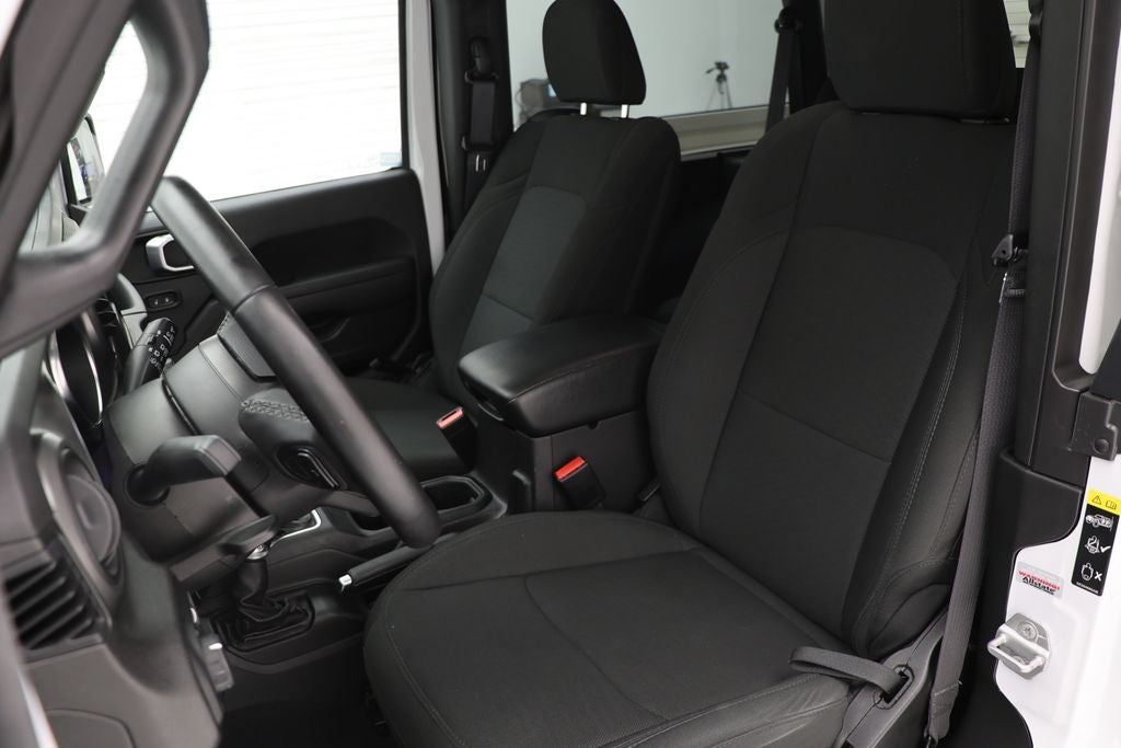 2022 Jeep Wrangler Willys