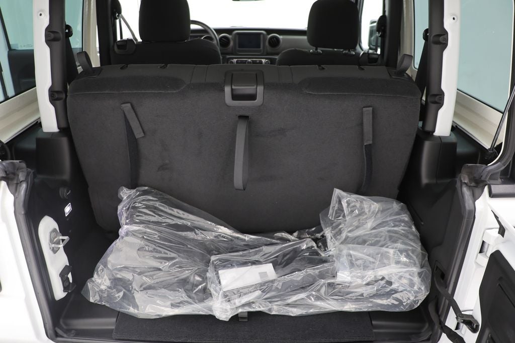 2022 Jeep Wrangler Willys